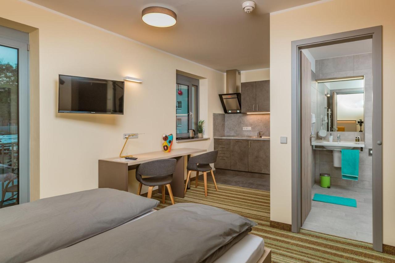 Elly Hostel ไฟรแบร์ก ภายนอก รูปภาพ
